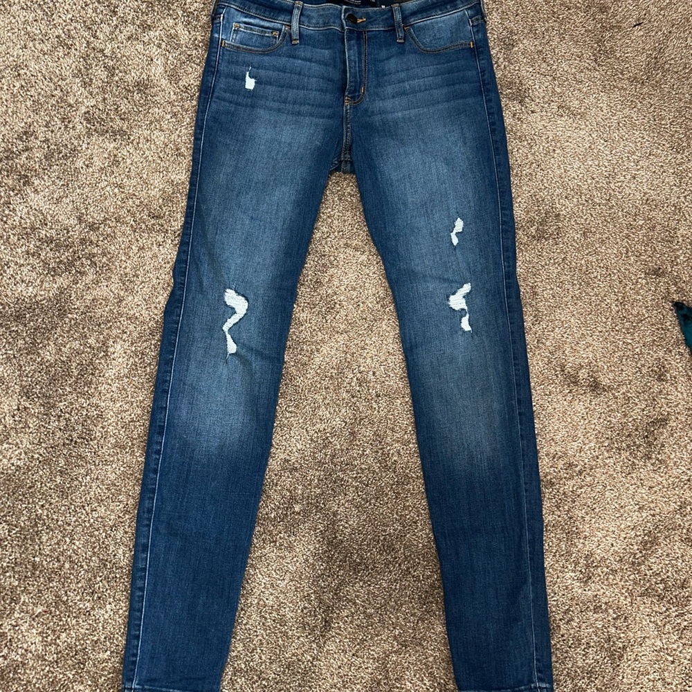 Hollister Women's Dark Blue Distressed Skinny Jeans